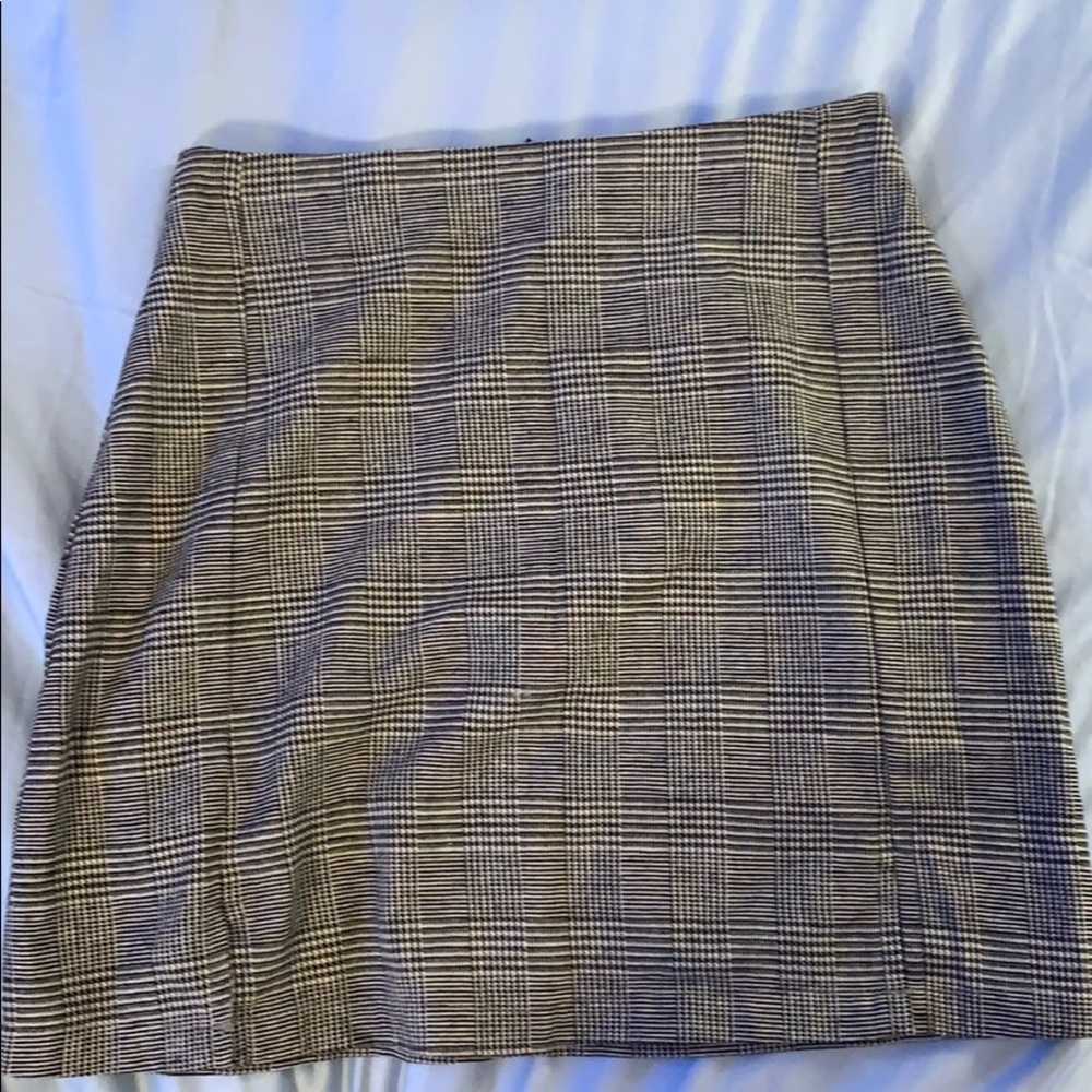 brandy melville plaid skirt